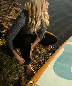 SUP rubio 11.2 mit Leash - Sicherheit geht vor - Paddeln immer mit Leash von SIREN SUPsurfing