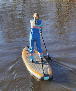 Gaia Dry suit von StandOut im SIREN Programm