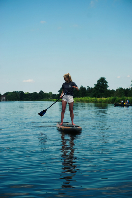 tiburon und zweiteiliges SUP Composite-Paddel Buccaneer B2 von SIREN SUPsurfing
