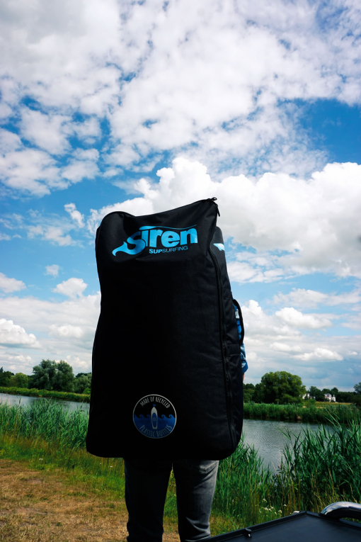 Reiserucksack aus recycelten PET Flaschen von SIREN SUPsurfing
