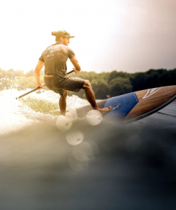 Surfen in der Welle mit SIREN SUPsurfing und TAIGA Boards