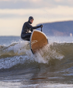 Wavesurfing mit SUP Board von SIREN SUPsurfing und dem El Pepito 8.0 von TAIGABOARD