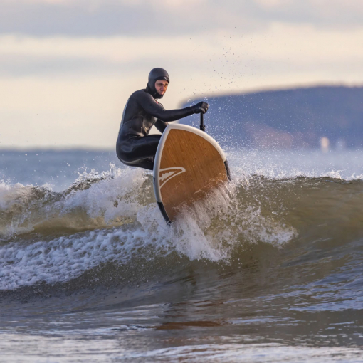 Wavesurfing mit SUP Board von SIREN SUPsurfing und dem El Pepito 8.0 von TAIGABOARD