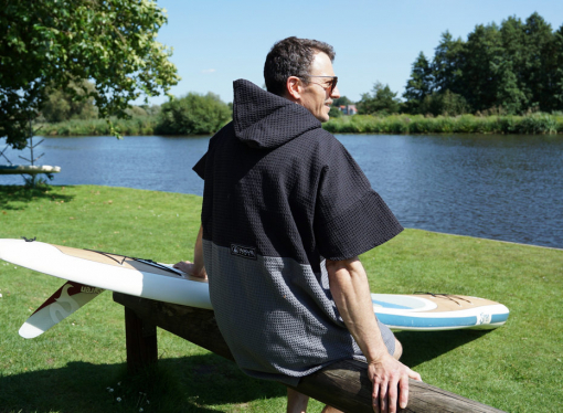 Travel Poncho Lighd von Wave Hawaii