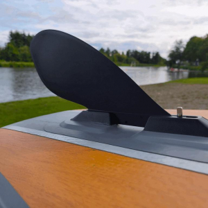 SFT die Seegras Fluss Touring Finne von SIREN SUPsurfing- Wenig Tiefgang viel Führung.