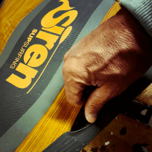 Stand Up Paddelboard reparieren by SIREN SUPsurfing