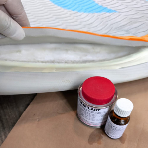 Helaplast Reparaturkleber für SUP Boards von SIREN SUPsurfing für Deckpads, D-Ringe, EVA, Sidefins