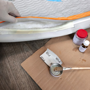 Helaplast Reparaturkleber für SUP Boards von SIREN SUPsurfing für Deckpads, D-Ringe, EVA, Sidefins