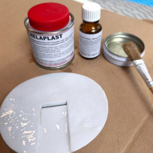 Helaplast Reparaturkleber für SUP Boards von SIREN SUPsurfing für Deckpads, D-Ringe, EVA, Sidefins
